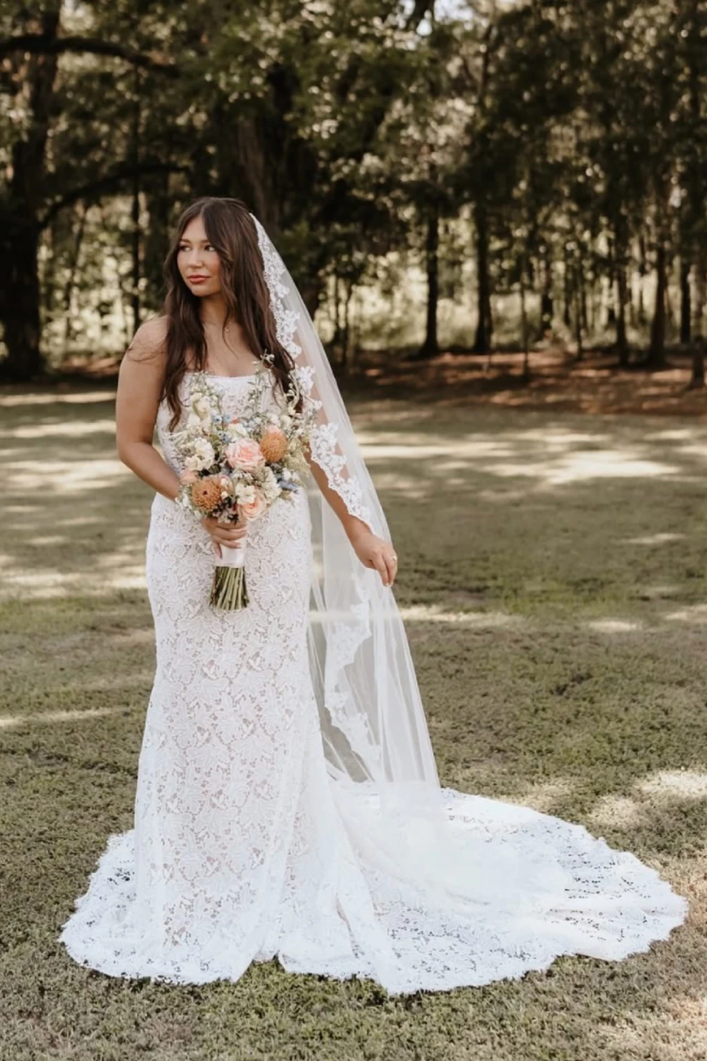 Photo of the posing bride